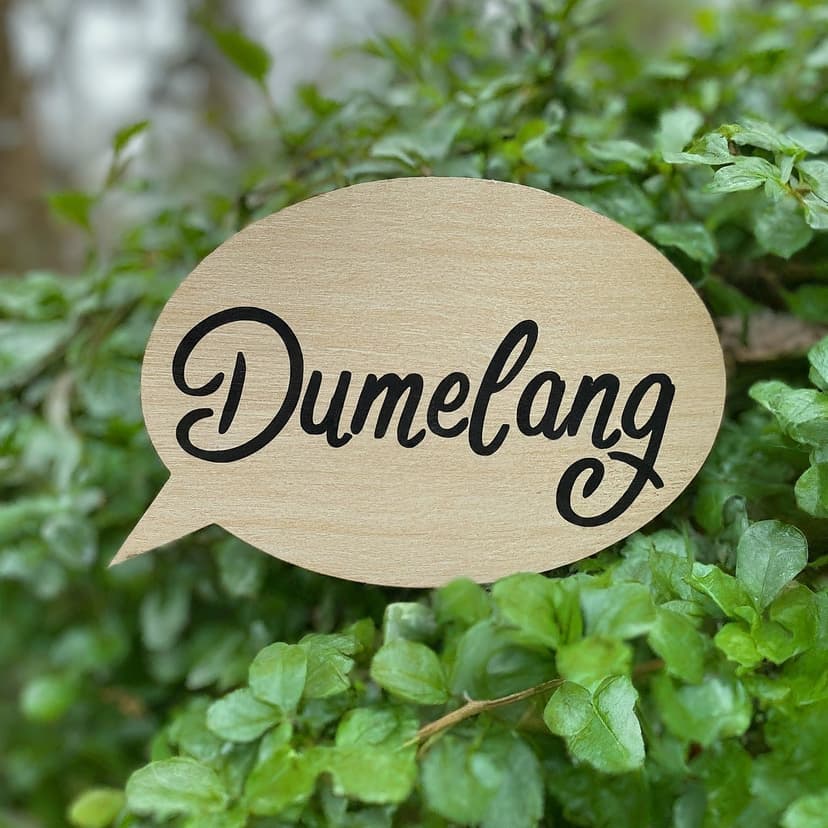 image a font saying Dumelang
